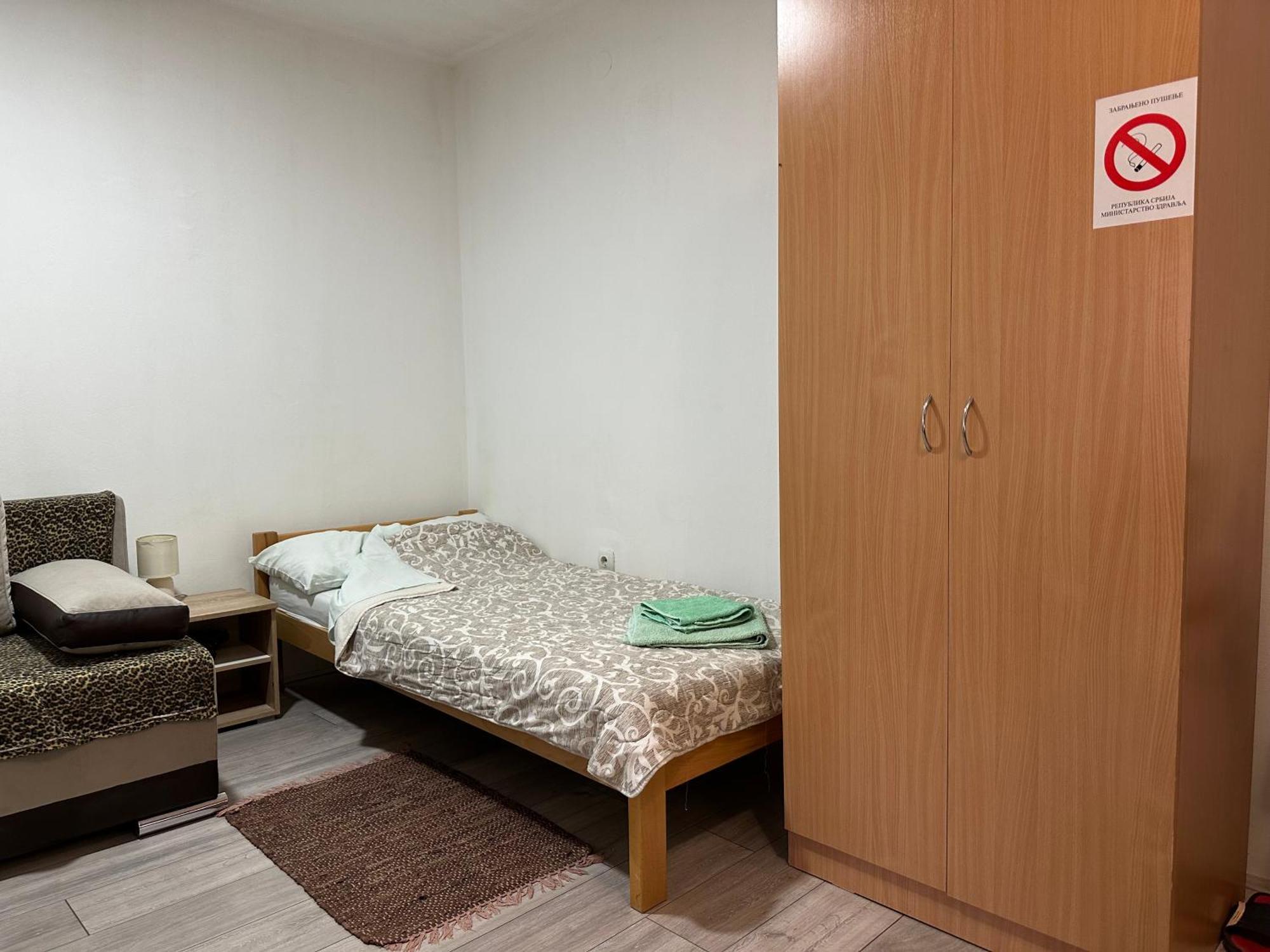 Apartman Centar Bb Pančevo Buitenkant foto
