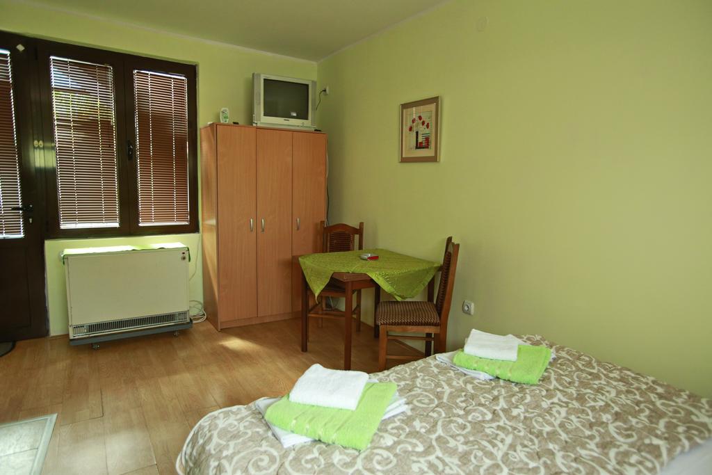 Apartman Centar Bb Pančevo Buitenkant foto